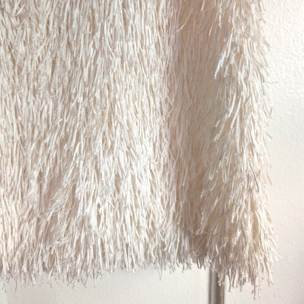 Fringe Textured Top - Picture 2 of 3